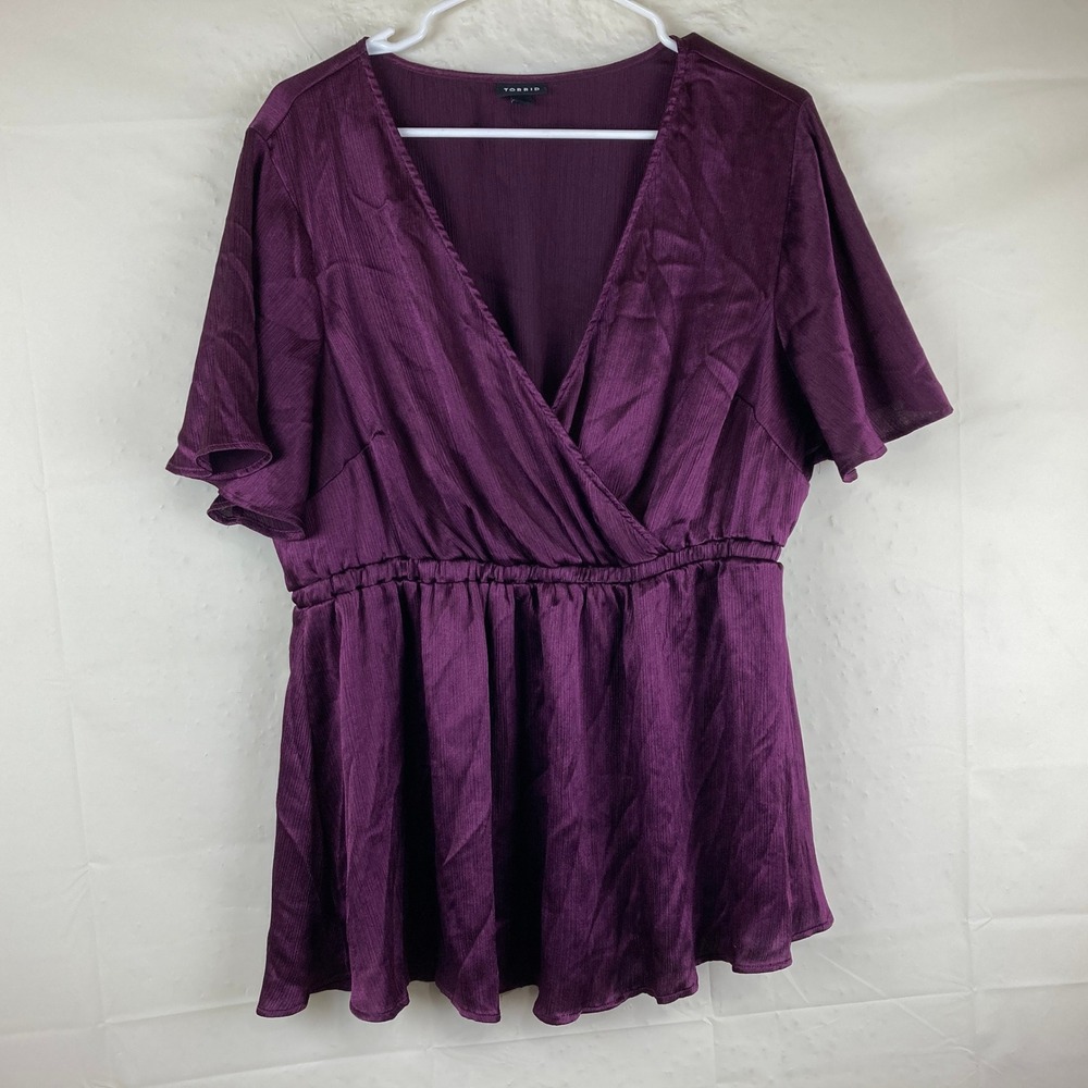 Torrid Peplum Blouse Womens 1X Purple   Satin Flutter‎ Sleeve Top